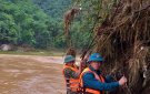 Đảng ủy, UBND xã Sơn Điện tìm kiếm cứu nạn cơn bão số 3